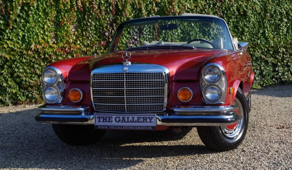 1971 Mercedes Benz 280 SE 3.5 V8 Convertible